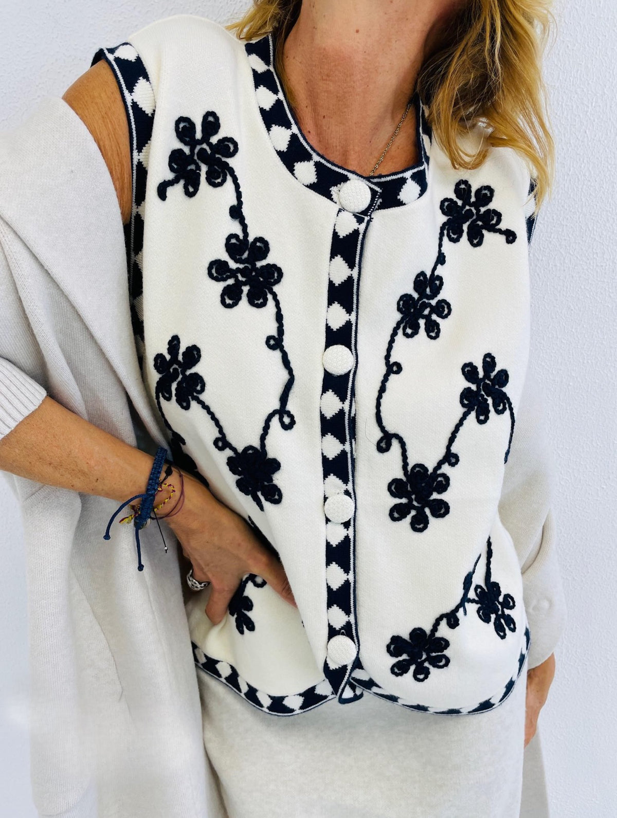 Gilet brodé Neige